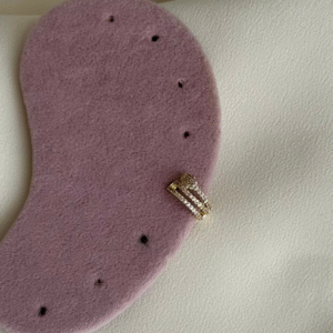 çelik gold helix yılan taşlı piercing