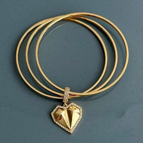 çelik gold charmlı ajda kelepçe