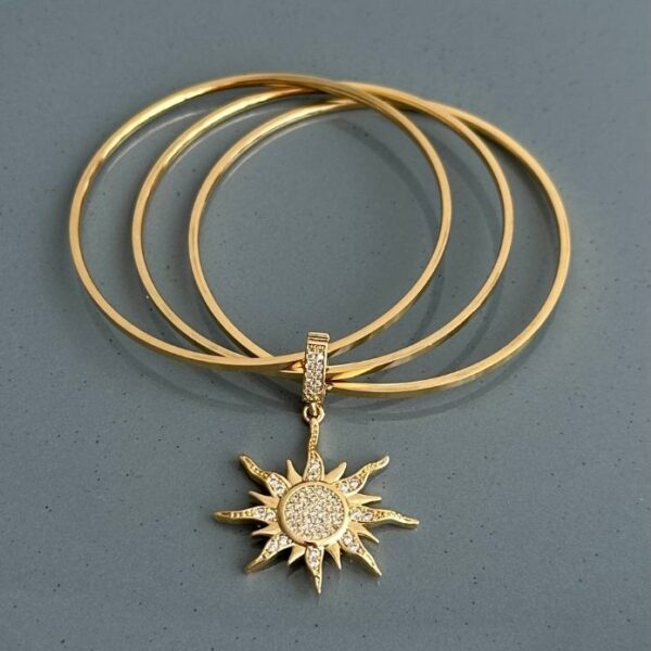 çelik gold charmlı ajda kelepçe