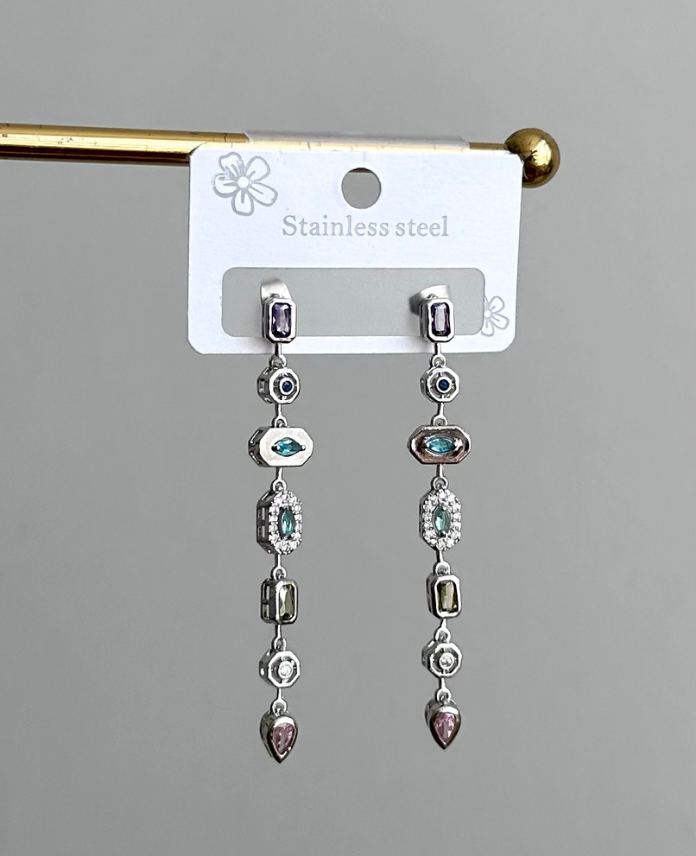 108-2.png çelik silver element renkli taş küpe - Görsel 1