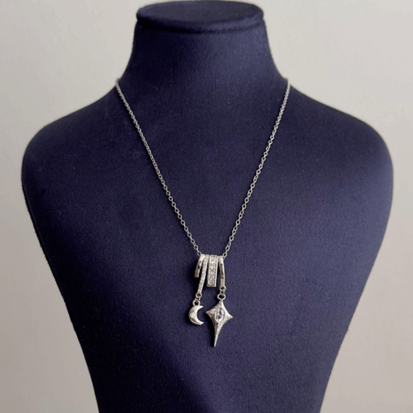 çelik silver yıldız ay sallantılı 45cm kolye