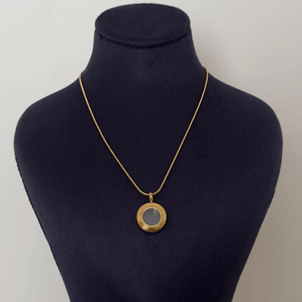 çelik açılır cam içi boş kolye