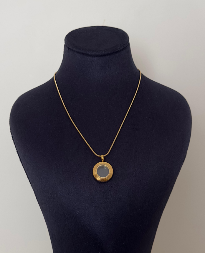 111328.png çelik açılır cam içi boş kolye - Görsel 1