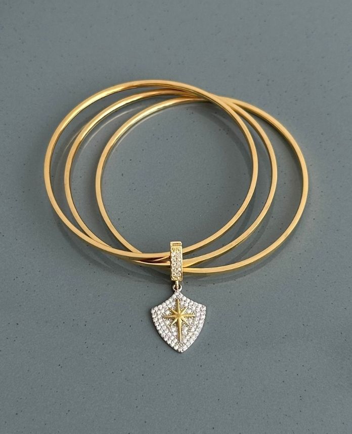 12.jpg çelik gold charmlı ajda kelepçe - Görsel 1