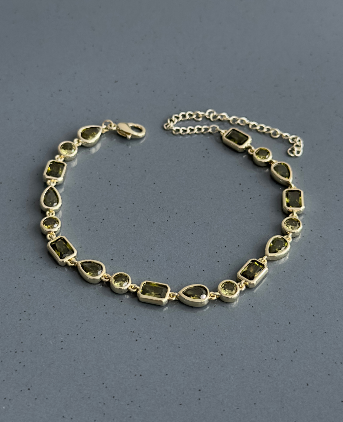 122-1.png pirinç vip gold yeşil karışık taşlı bileklik - Görsel 1