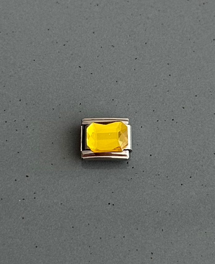 15-9.png pirinç silver dikdörtgen sarı pndr charm - Görsel 1