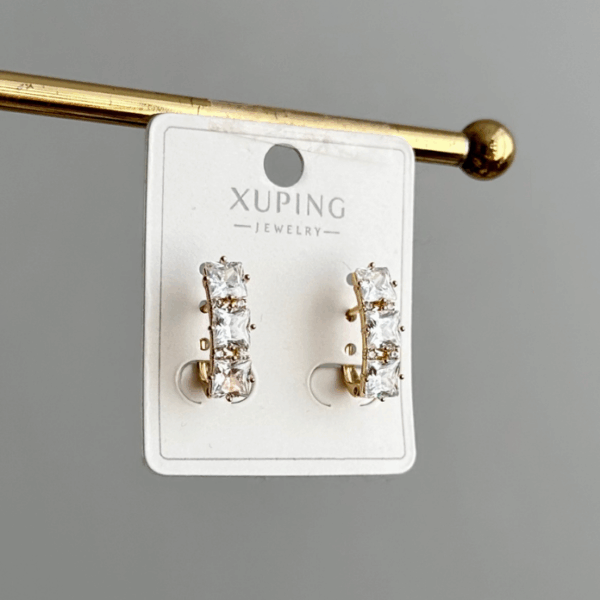 xuping rose üç beyaz taşlı küpe