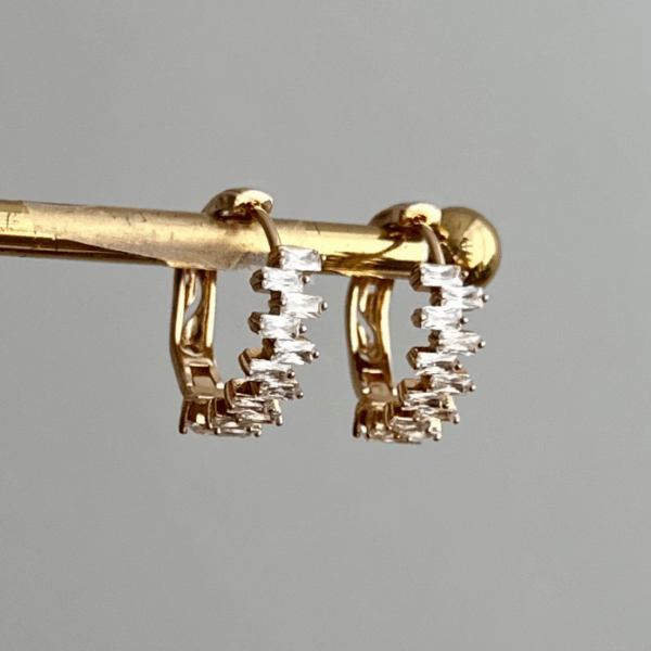 xuping rose halka baget taşlı küpe