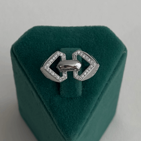 çelik silver iki üçgen geçme taşlı ayarlanabilir yüzük