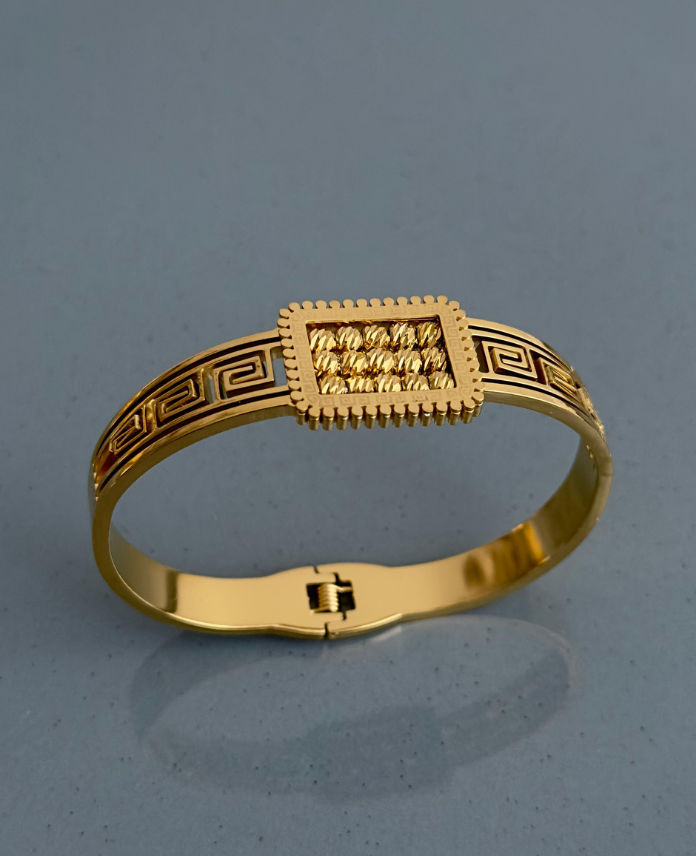 17-1.png çelik gold labirent dorika kelepçe - Görsel 1