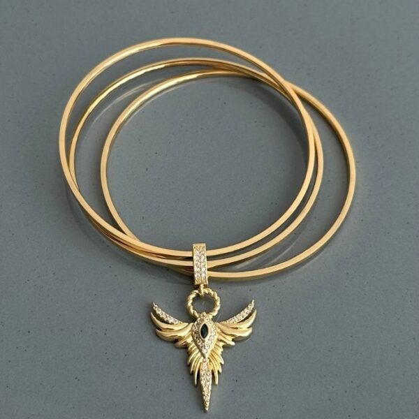 çelik gold charmlı ajda kelepçe