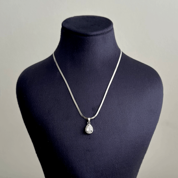 çelik silver italyan damla taşlı 45cm kolye