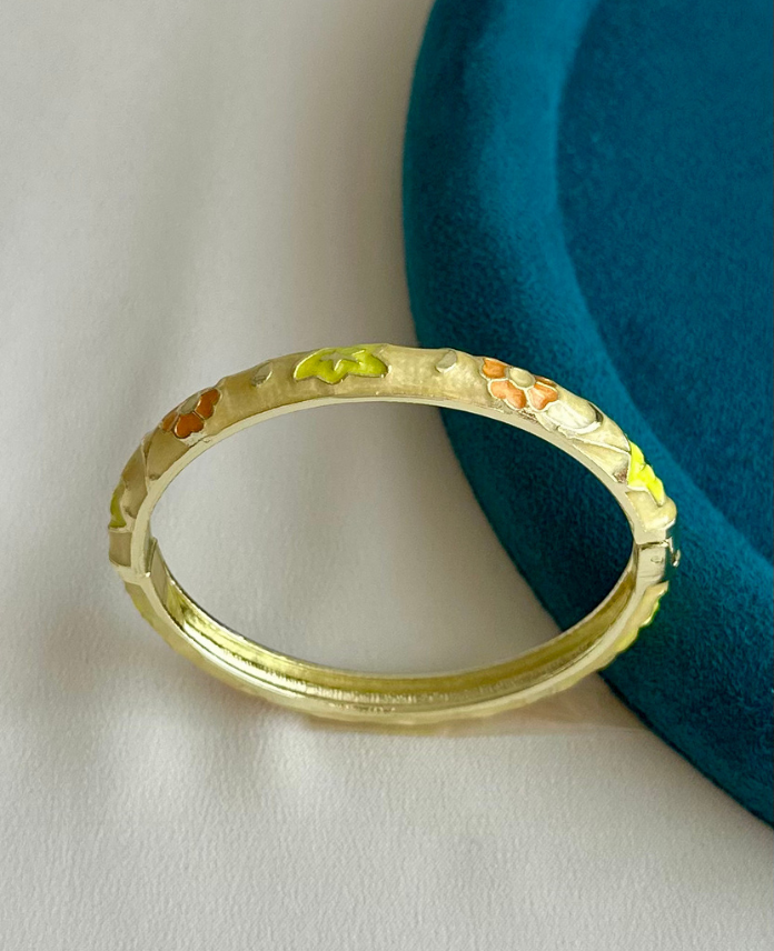 18-2-1.png Çelik mineli sarı turuncu çiçek kelepçe - Görsel 1