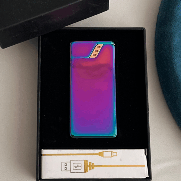 parlak pembe kutulu elektrikli çakmak