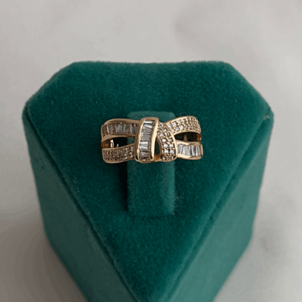 xuping rose numaralı elips geçme taşlı yüzük