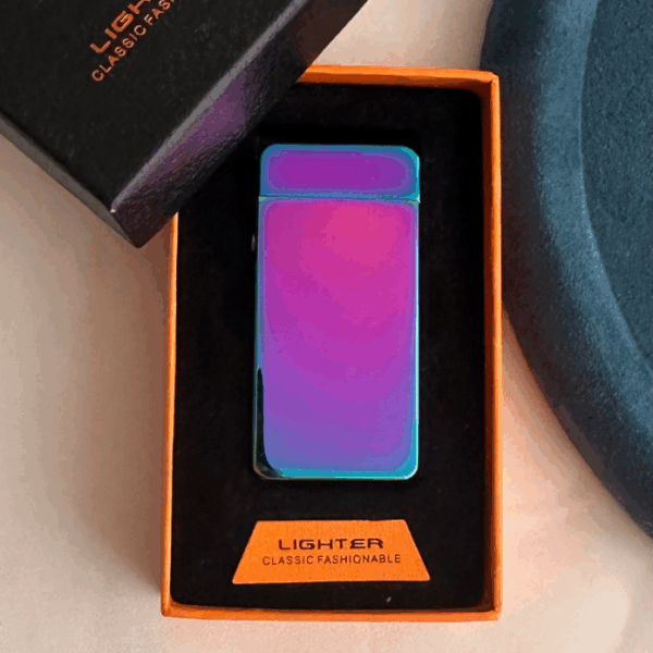 parlak pembe kutulu elektrikli çakmak