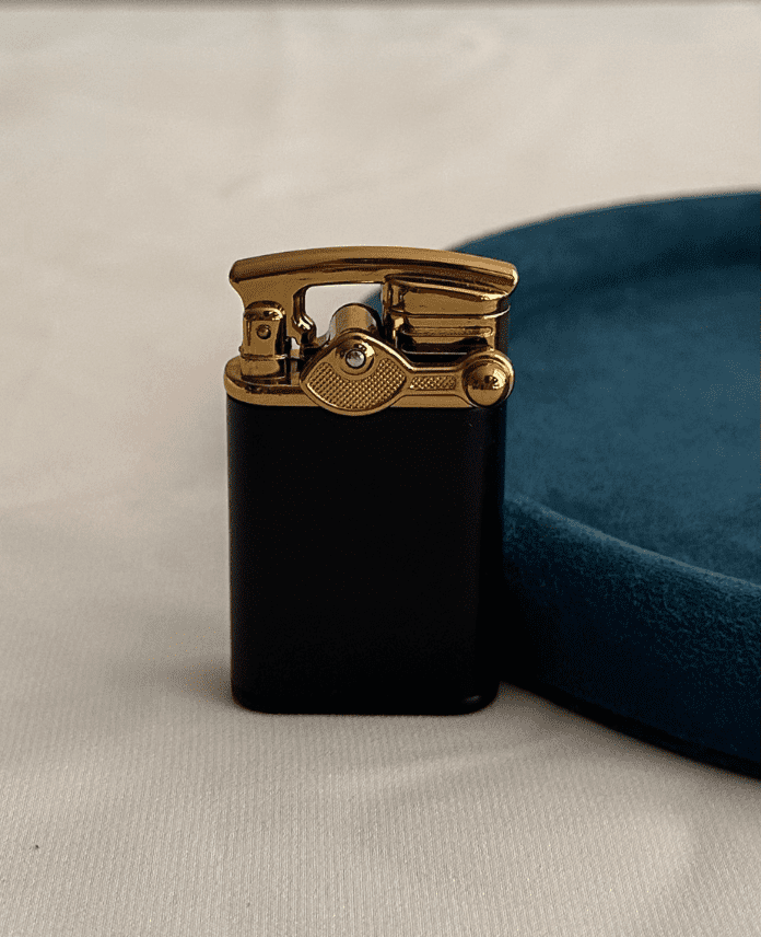 205-1.png mat siyah gold pürmüzlü çakmak - Görsel 1