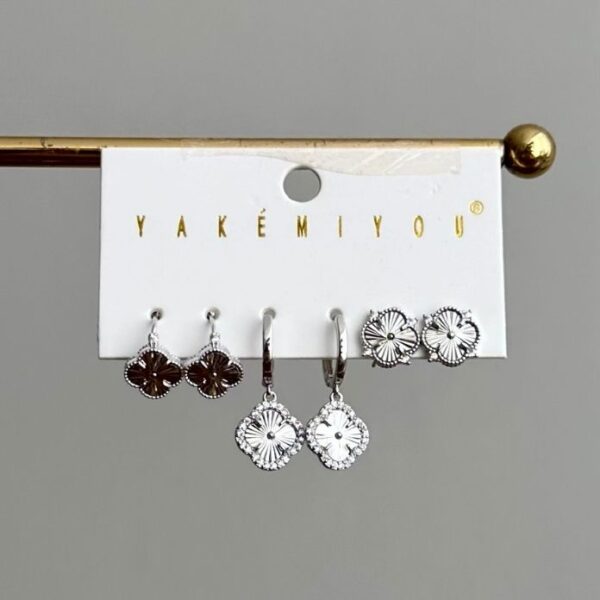 vip yakemıyou silver altılı küpe