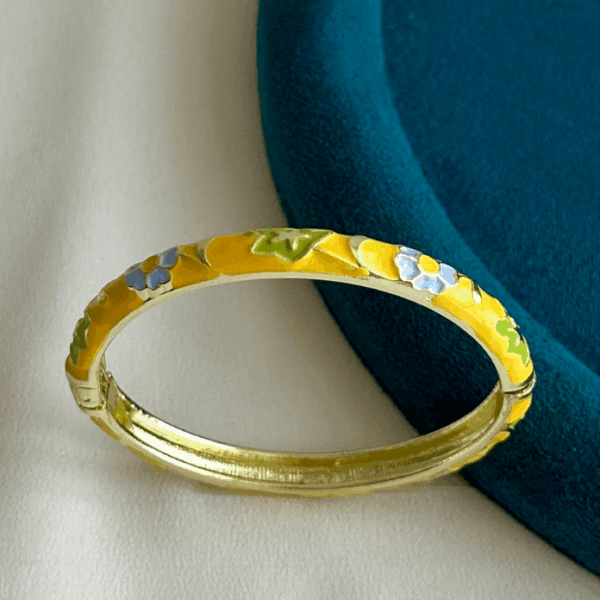 Çelik mineli sarı yeşil mavi çiçek kelepçe