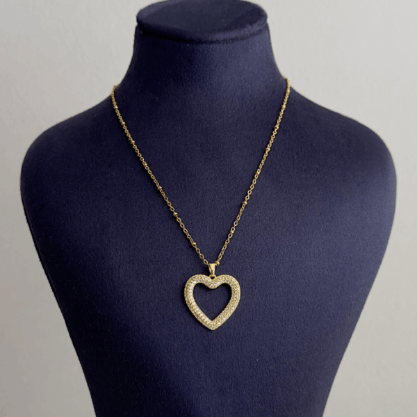 çelik gold kalp içi boş taş 45cm kolye