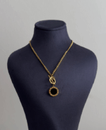 çelik gold yuvarlak çift taraflı baget renkli taşlı 45cm kolye - Görsel 2