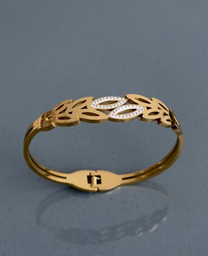 3-1.png çelik gold yaprak taşlı kelepçe - Görsel 1