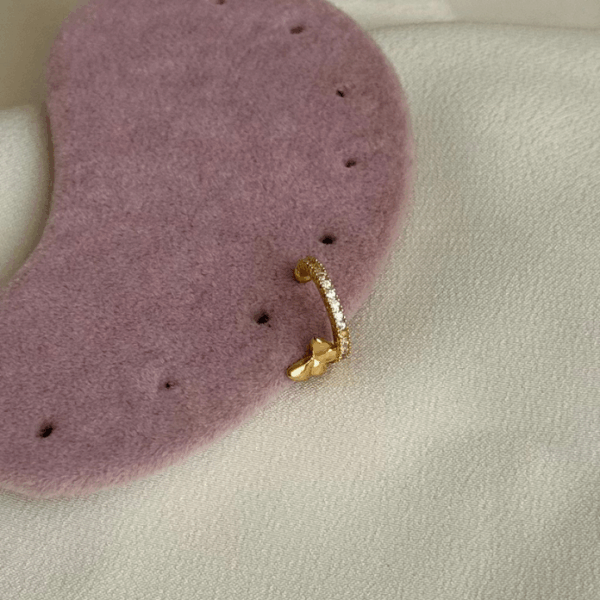 pirinç gold kelebek taşlı earcuff