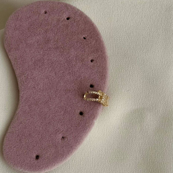 pirinç gold düğüm taşlı earcuff