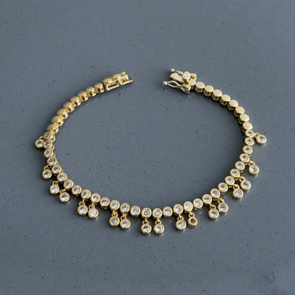 pirinç vip gold yuvarlak taşlı sallantılı bileklik