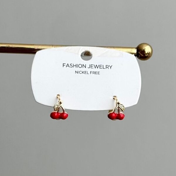 Vip gold nikelsiz kiraz çocuk küpe