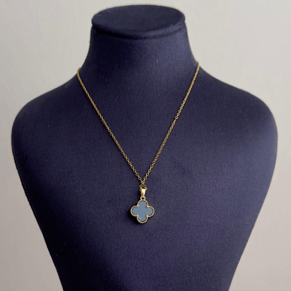 çelik gold tek yonca çift taraflı siyah 45cm kolye