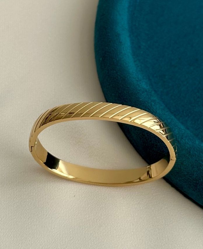 66.jpg çelik gold çapraz çigi bombe kelepçe - Görsel 1