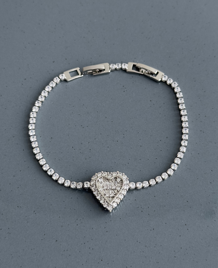 67-5.png zirkon silver su yolu kalp bileklik - Görsel 1