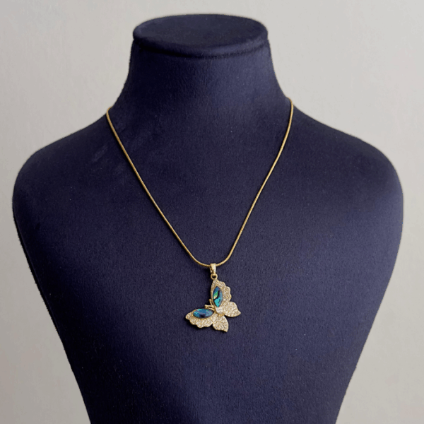 çelik gold kelebek yeşil 45cm kolye