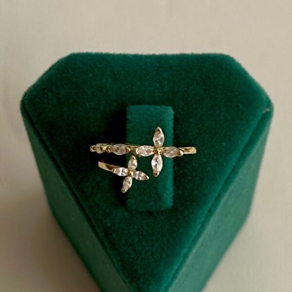 pirinç gold ayarlanabilir yonca beyaz yüzük