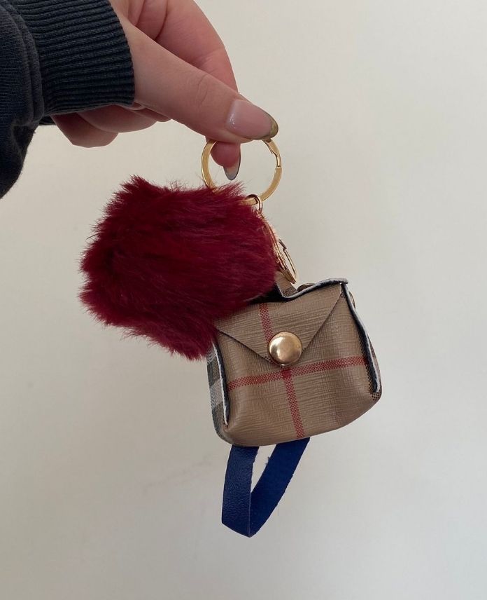 AKAPELUSTOPKIRMIZICANTAANAHTARLIKKAHVERENGI-1.jpg Aksesuar Peluş Çanta Anahtarlık - Görsel 1