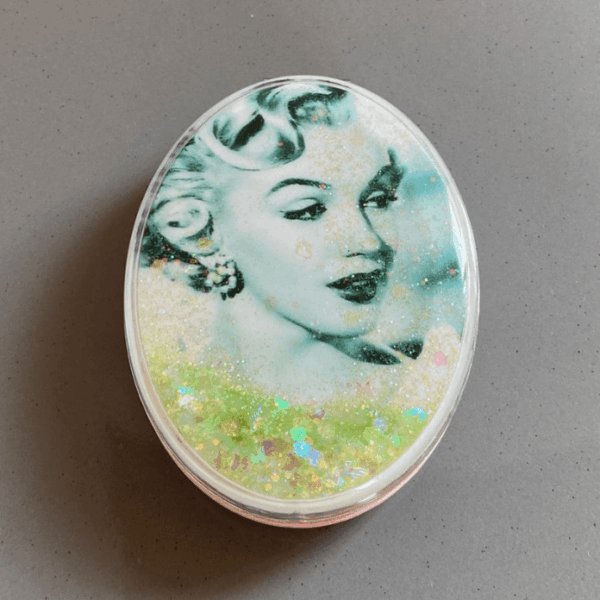 Aksesuar Elips Sulu Ayna