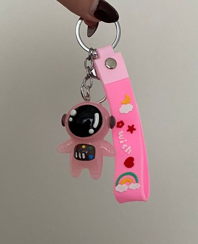 AKPEMBEASTRONOTISIKLIANAHTARLIK-1.jpg Aksesuar Pembe Astronot Işıklı Anahtarlık - Görsel 1