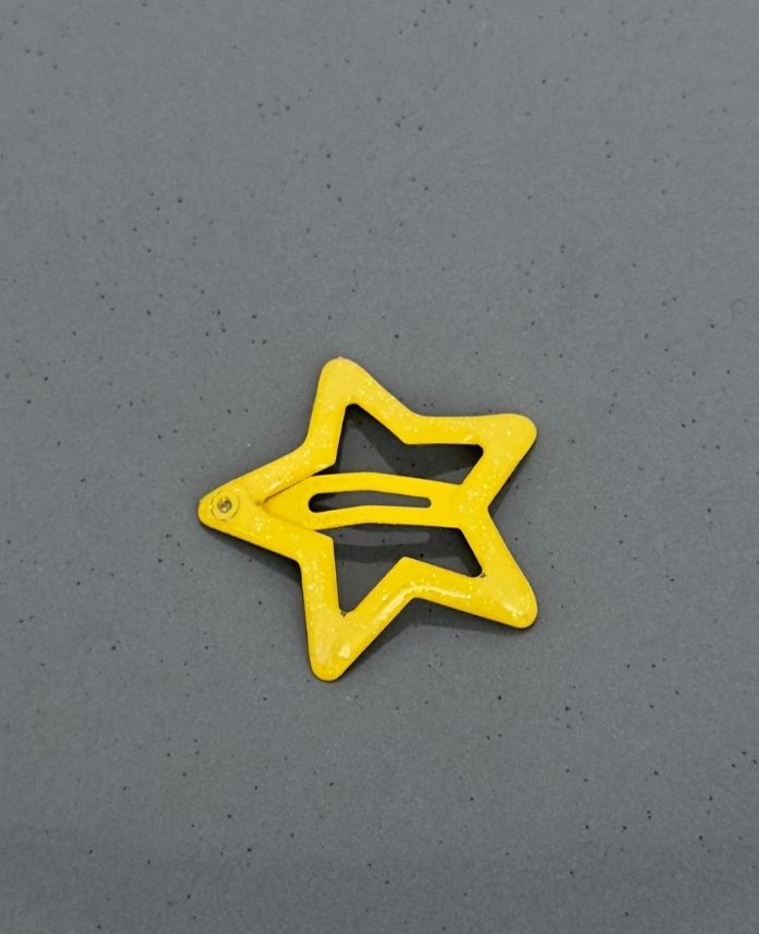 AKYILDIZCITTOKASIMLISARI-1.jpg Akseusar Yıldız Simli Sarı Toka - Görsel 1