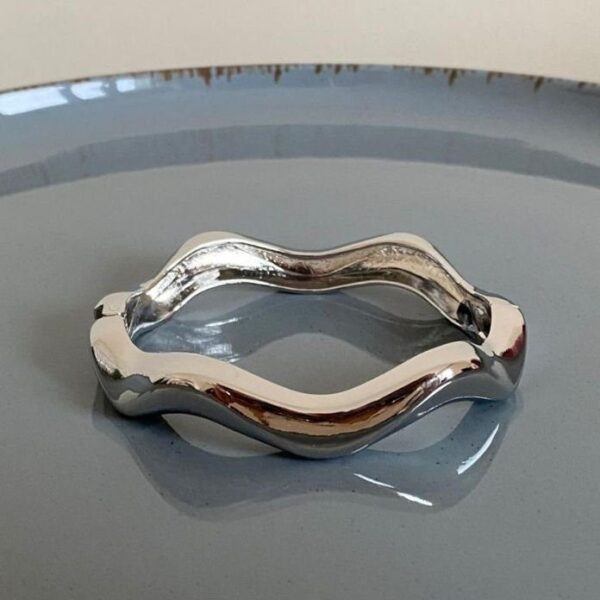 Bijüteri Mıknatıslı Dalga Kelepçe