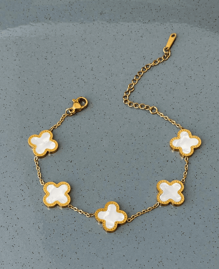 CB5LIYONCABEYAZG.png Çelik 5 li Yonca Beyaz Bileklik - Görsel 1