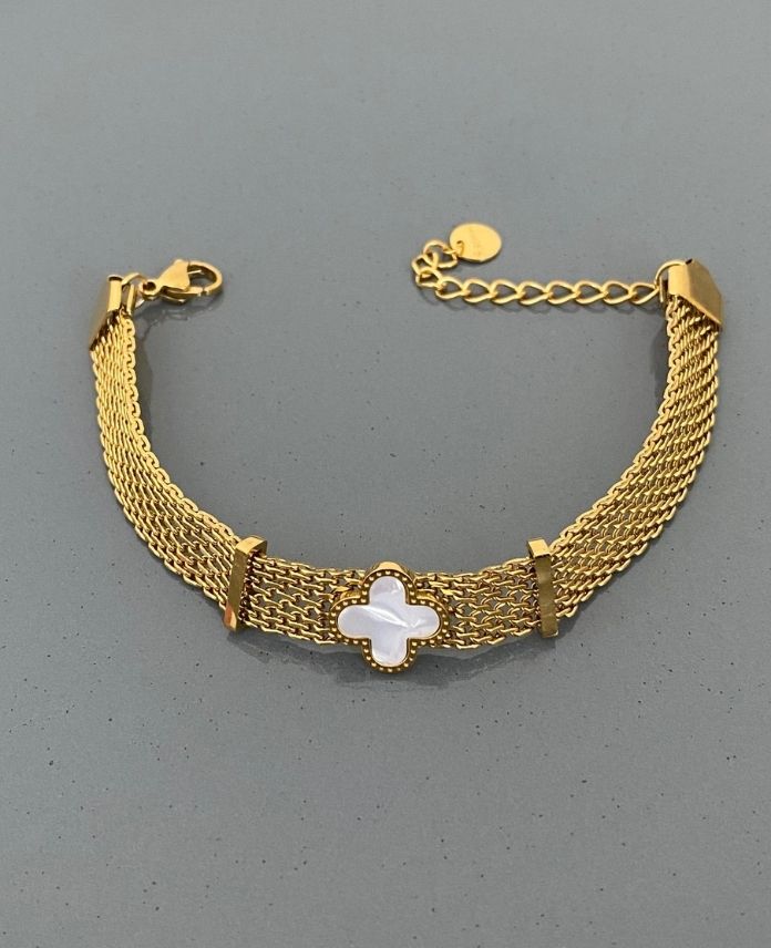 CBIHASIRBEYAZYONCAG-1.jpg Çelik Hasır Beyaz Yonca Bileklik - Görsel 1