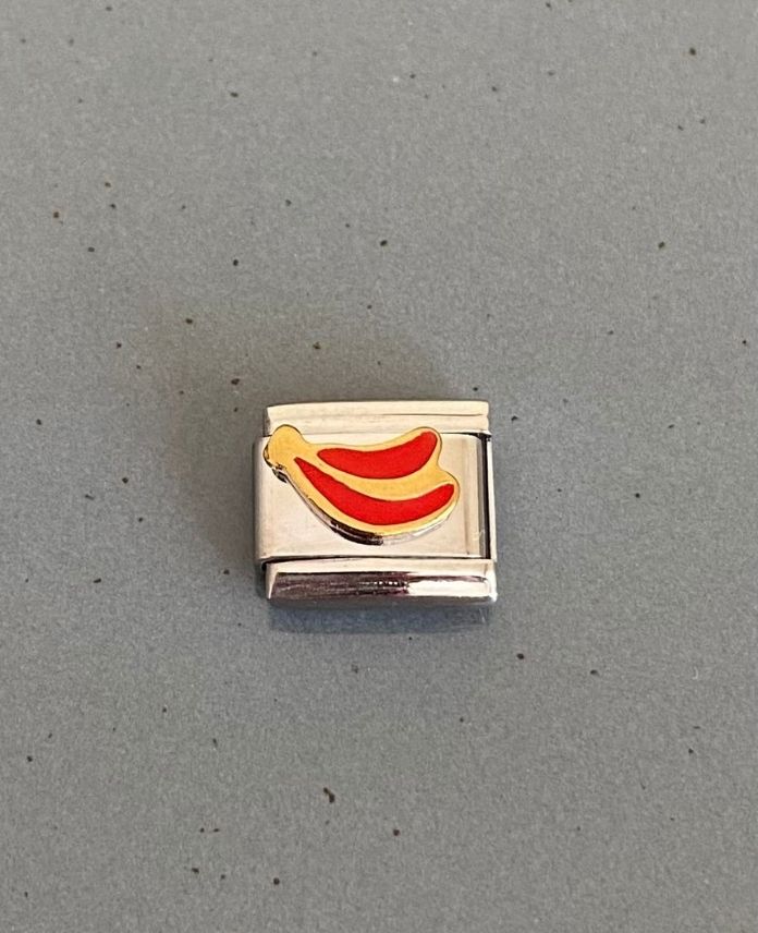 CCHITALYANKIRMIZIMUZS-1.jpg Çelik İtalyan Charm - Görsel 1