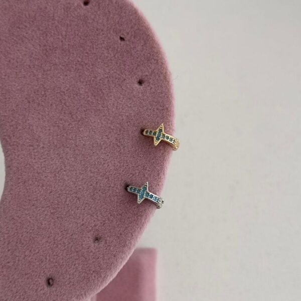 Çelik Artı Mavi Helix Piercing