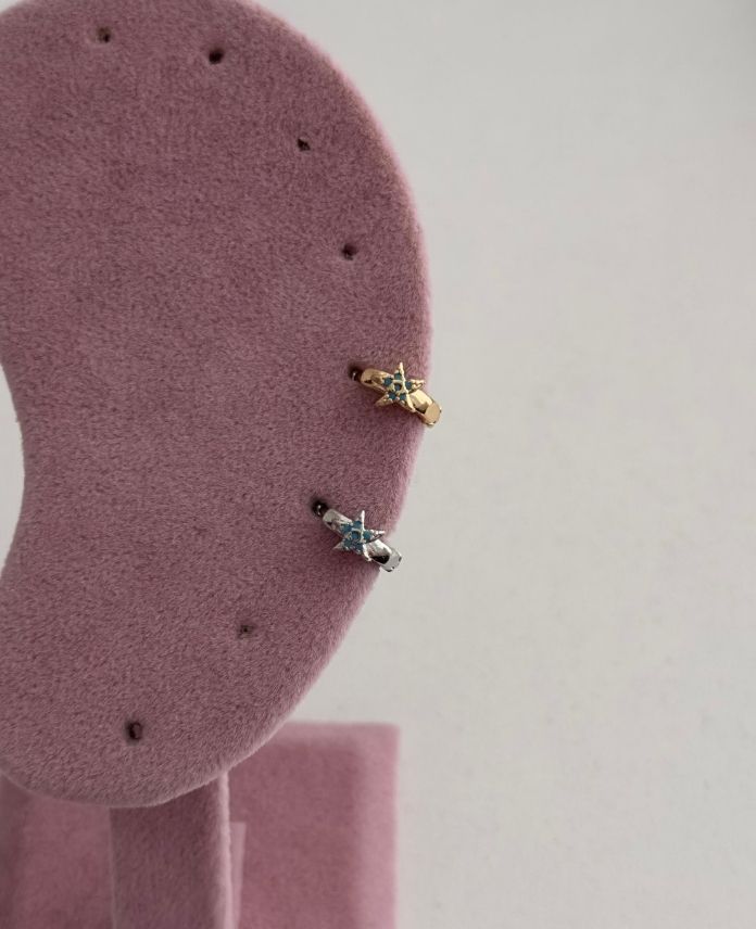 CHEYILDIZMAVI-1.jpg Çelik Yıldız Mavi Helix Piercing - Görsel 1