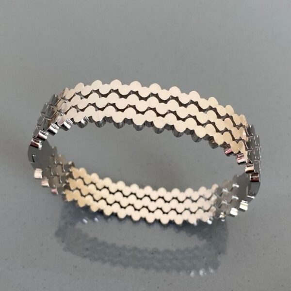 Çelik Çok Yuvarlaklı Üç Sıra Kelepçe