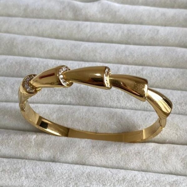 Çelik İçi Taşlı Kelepçe