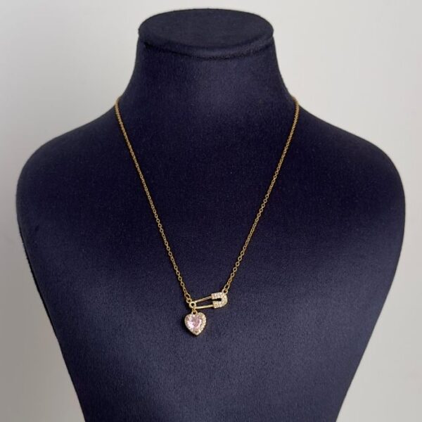 Çelik Çatal İğne Kalp Kolye