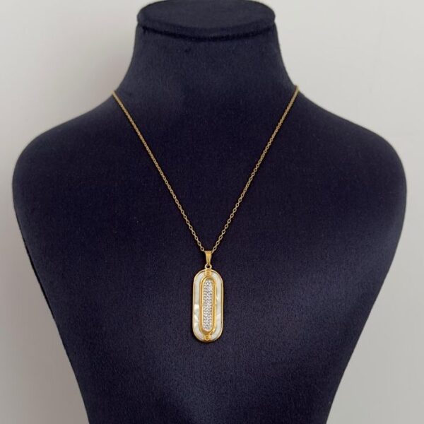 Çelik Sedef Taşlı Elips Kolye