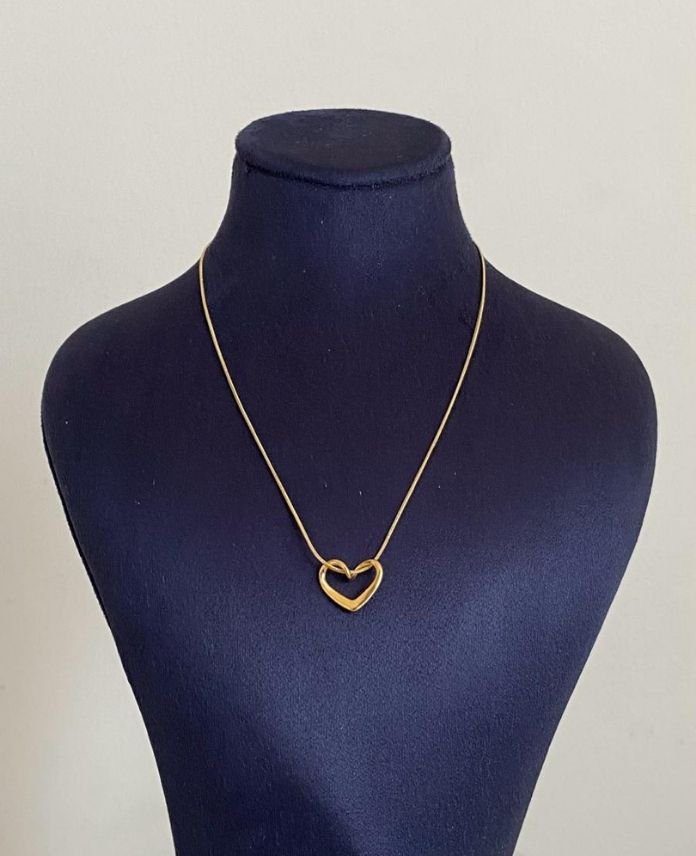 CKOKALPINCEICTENGECMEG-1.jpg Çelik 1 Kalp İnce İçten Geçme Kolye - Görsel 1